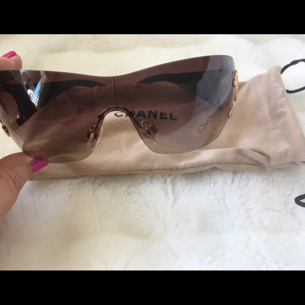Chanel sunglasses MINT